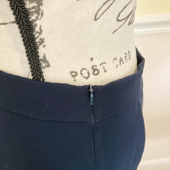 LOUIS VUITTON NAVY BLUE SKIRT UNIFORM - Picture 5 of 11